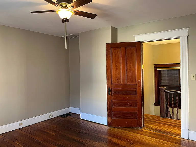 2102 Maryland Ave — Photo 23