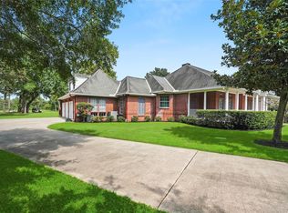 24622 Creekview Dr, Spring, TX 77389