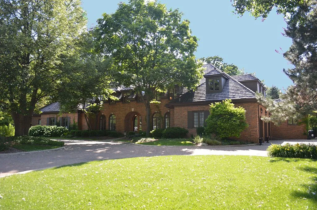 1619 Midwest Club Pkwy photo 1