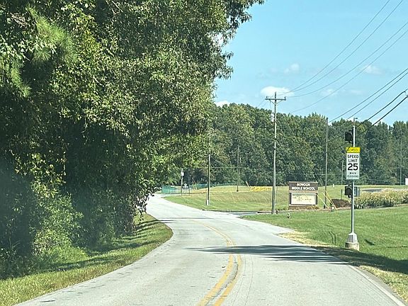 4th image of 26 N Jonesville Rd
