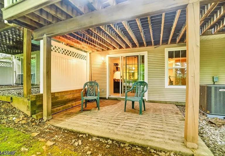 115 Constitution Way — Photo 35