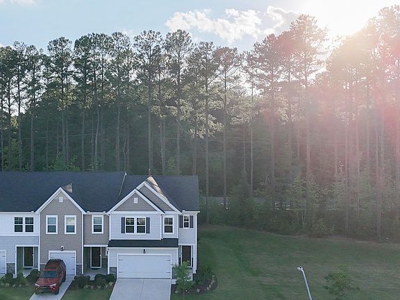 3rd image of 150 Ivy Vine Way