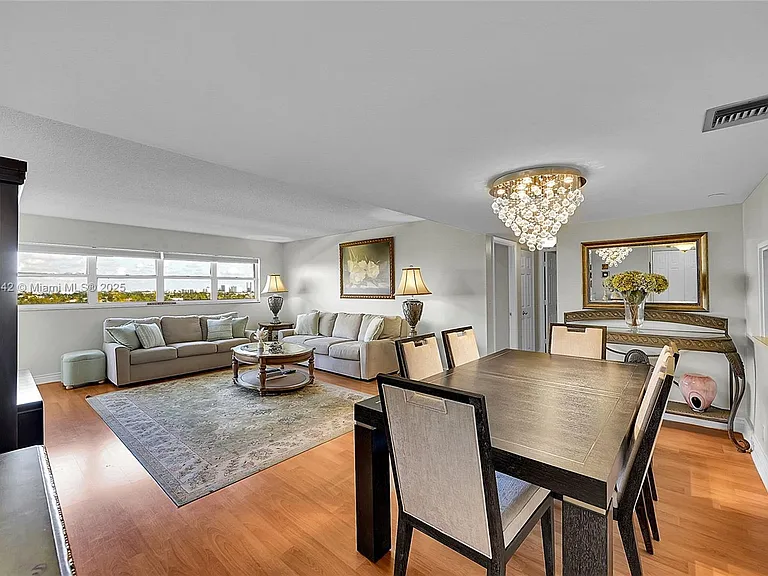 3200 N Port Royale Dr N #1009 — Photo 4
