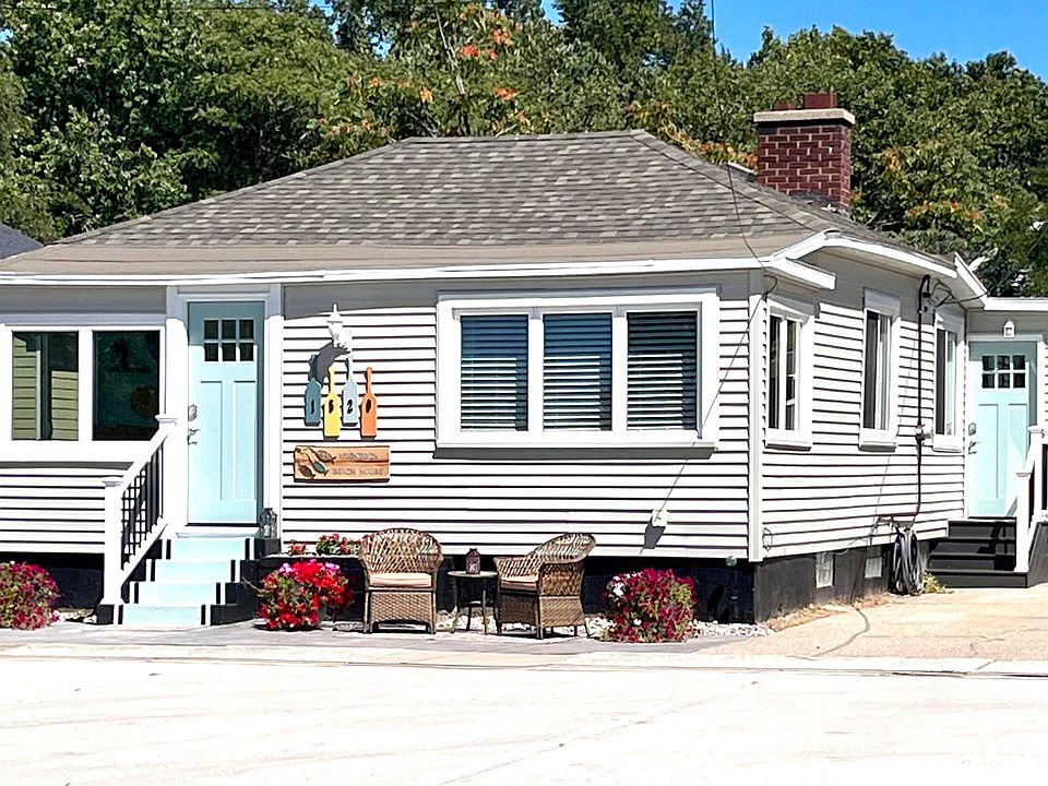 1520 Beach St, Muskegon, MI 49441 MLS 23032867 Zillow