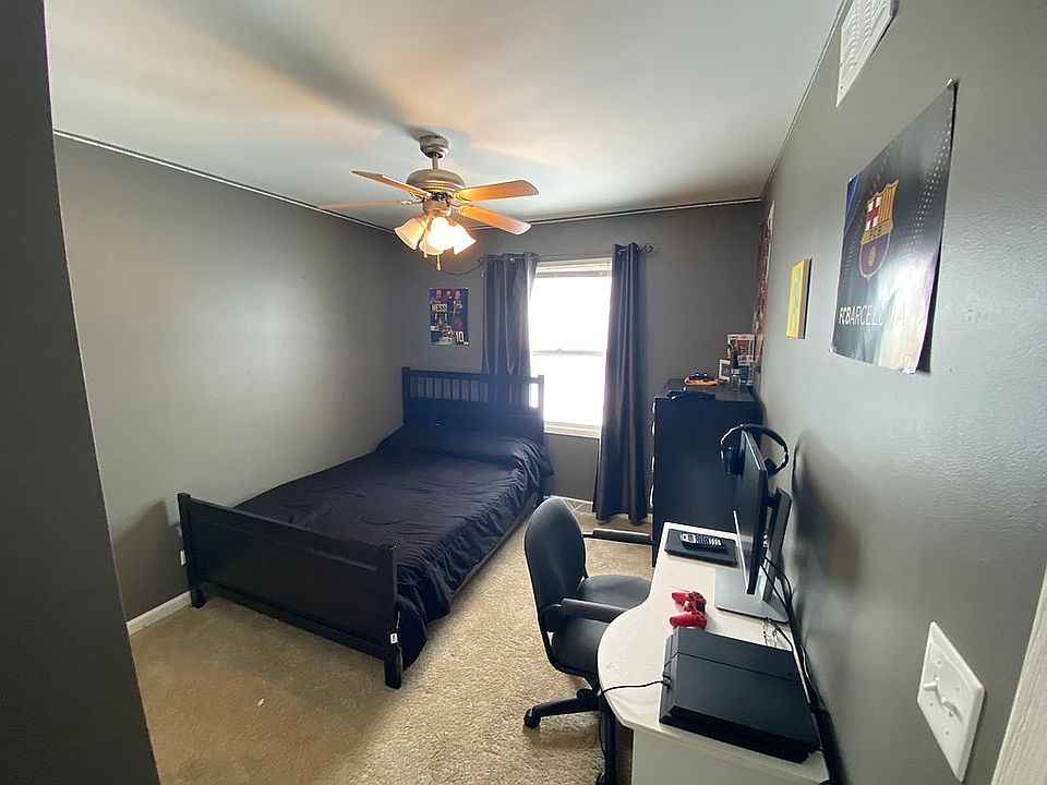 1st image of 855 Glenlake Dr
