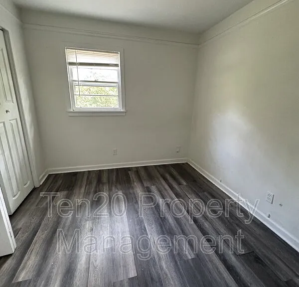 4702 Harbin St — Photo 5