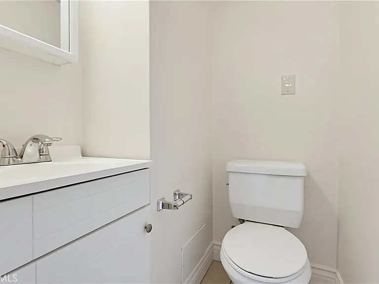 312 Raymondale Dr — Photo 17