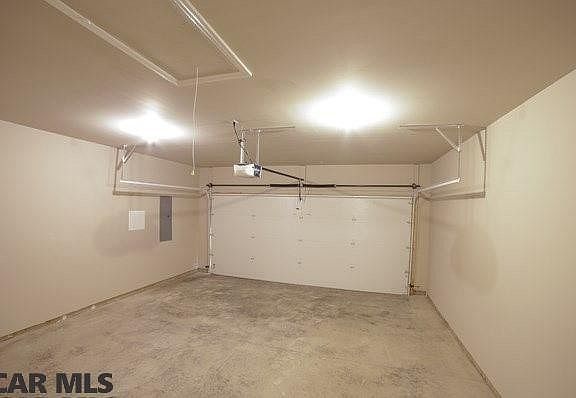 3rd image of 253-263 Jonathan Ln #261