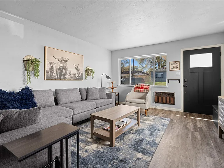533 Kohlepp Ave — Photo 3