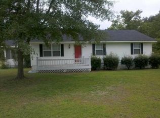 102 Pinehollow Ln, Cheraw, SC 29520