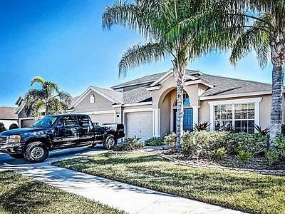 5 bed, 3472 sqft, $3,350 — Photo 2