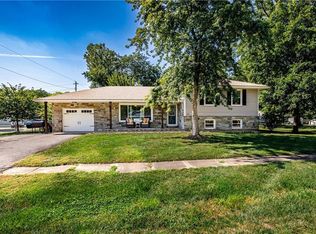 101 S 8th St, Louisburg, KS 66053