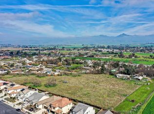 1379 Santa Ana Rd, Hollister, CA