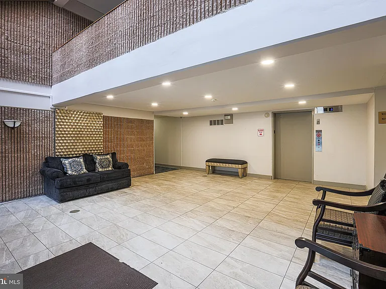 2903 Fallstaff Rd #501 — Photo 3
