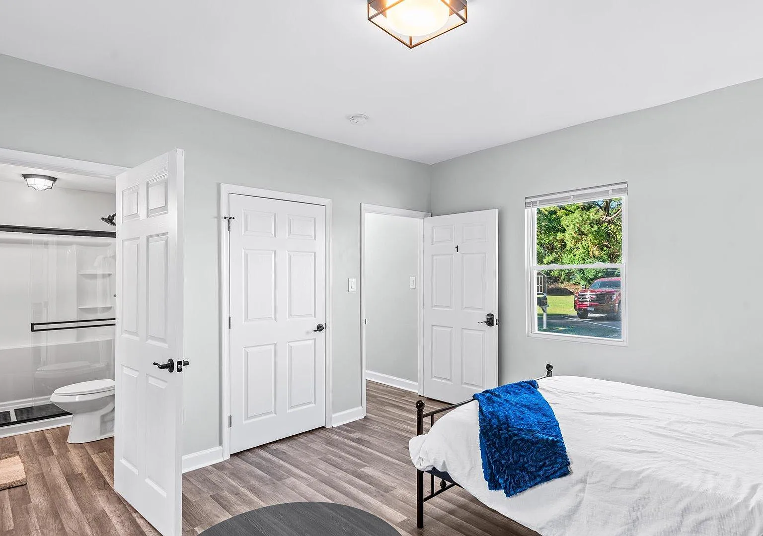 4 bed, 2.5 bath, 1840 sqft, $1,364 — Photo 4