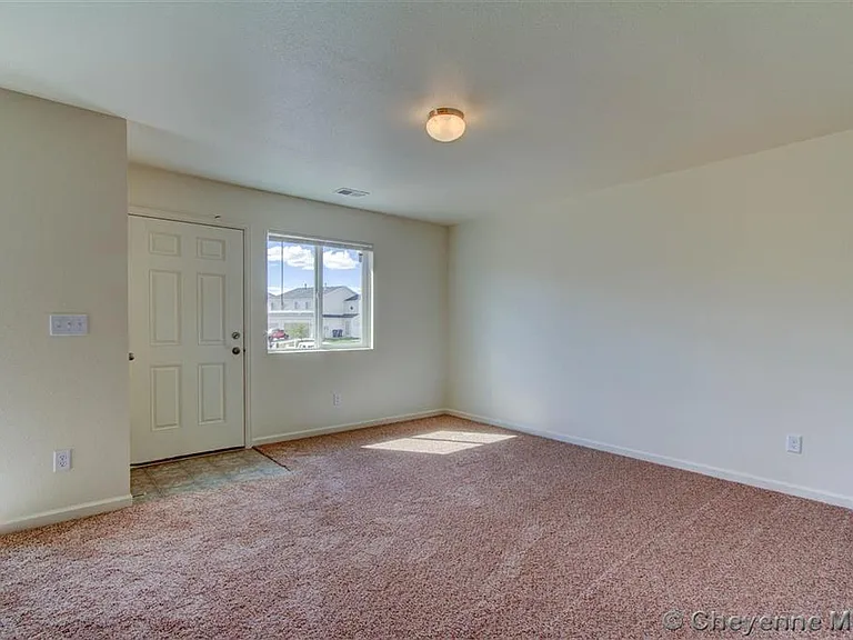 1445 Richard Martin Dr — Photo 19