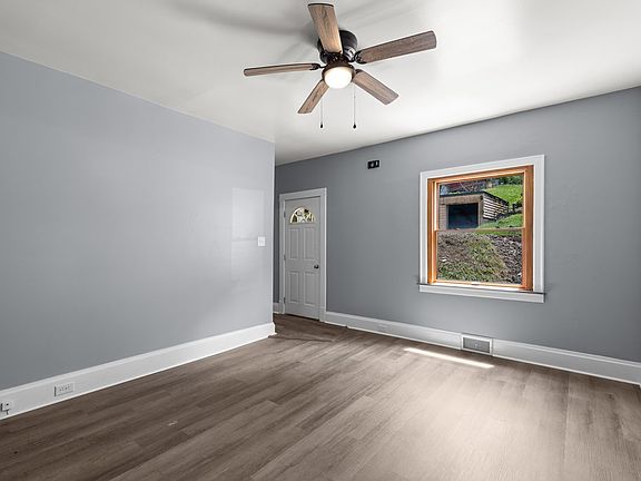 5th image of 77 Cherry Hill Rd