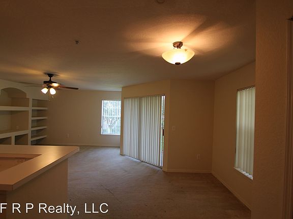 4th image of 13012 Arbor Isle Dr Unit 203