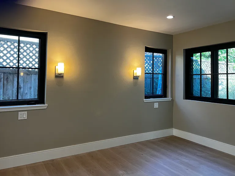 Palm Ave — Photo 21