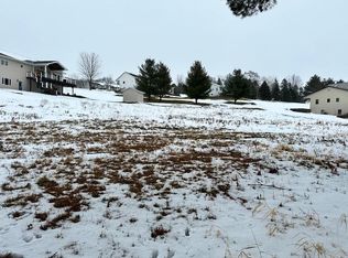 Green Acres Dr, Caledonia, MN 55921