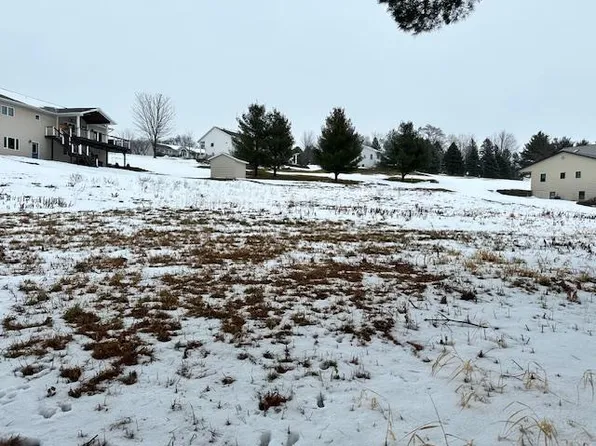 12568 Green Acres Dr, Caledonia, MN 55921