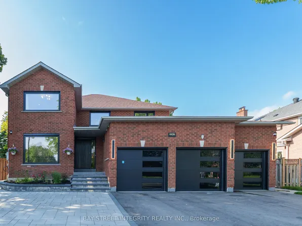 2247 Rodick Rd, Markham, ON L6C 1R1