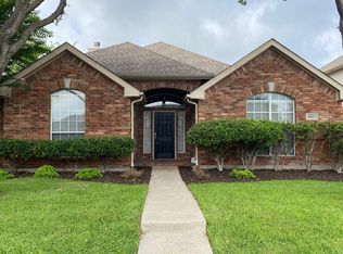 9211 Homestead Ln, Frisco, TX 75033