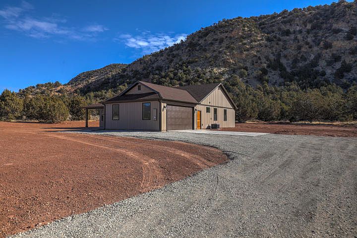 1st image of 21 Harmony Dr