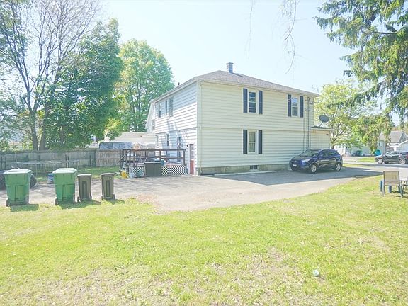 4th image of 92 Walter St
