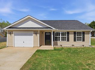 621 Drew St, Greenville, SC 29617