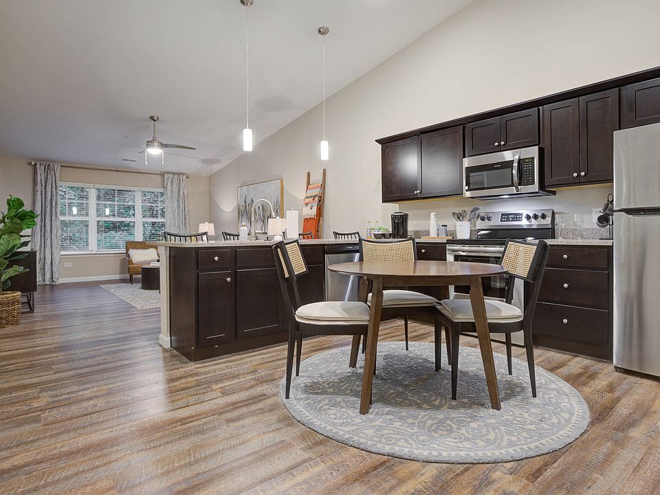 Spacious Kitchens with Breakfast Bar and Room for a Table