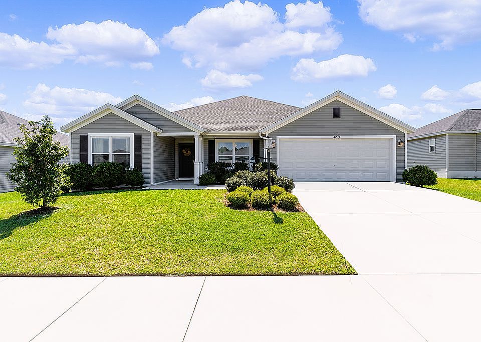 1st image of 3241 Sennett Cir