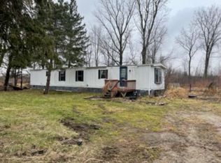 2911 E Sanilac Rd, Mayville, MI 48744