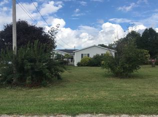 16003 Sperry Rd, Vermilion, OH 44089