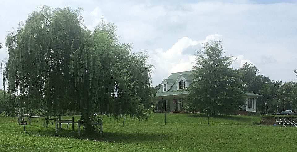 2nd image of 6201 Gainesboro Grade