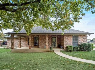 135 Cunningham Rd, Denton, TX 76208