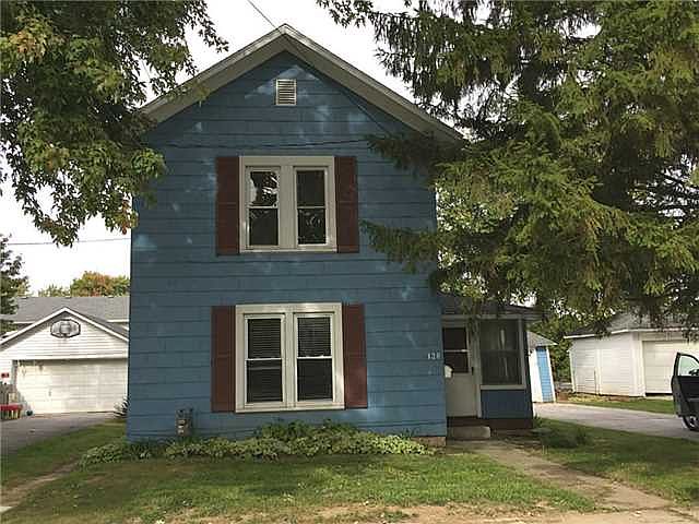 1st image of 128 W Evers Ave