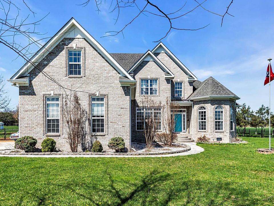 1st image of 260 Little Oak Dr
