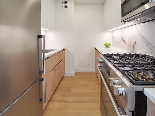 Rented by Brighton Management | media 31