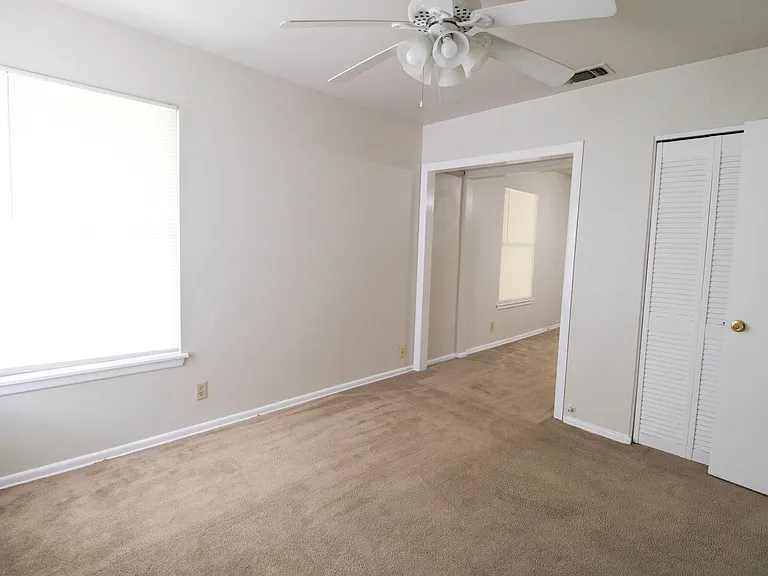 4102 Waikiki Dr — Photo 23