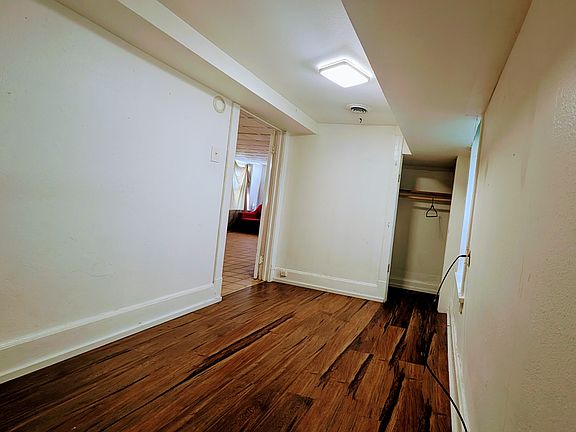 2nd image of 3262 W Palmer St