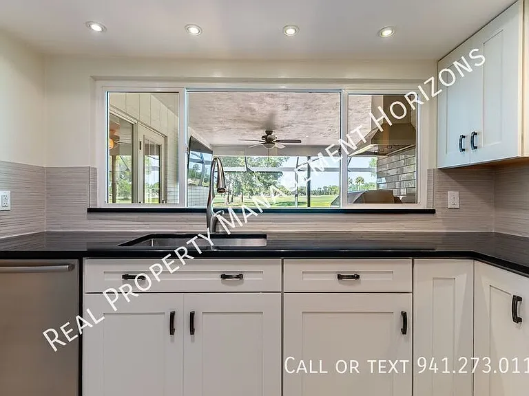 5217 Canterbury Dr — Photo 11