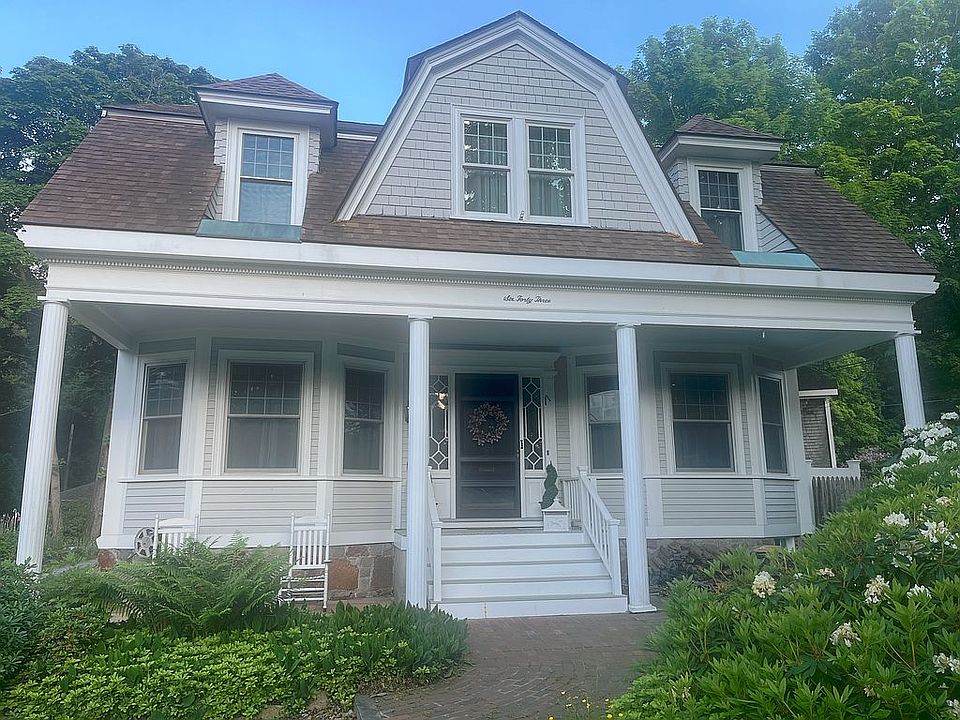 2nd image of 643 Hale St