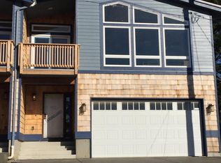 1221 SW Harbor Way, Newport, OR 97365
