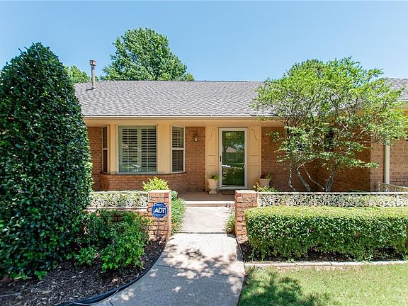 4th image of 10412 Charwood Ct