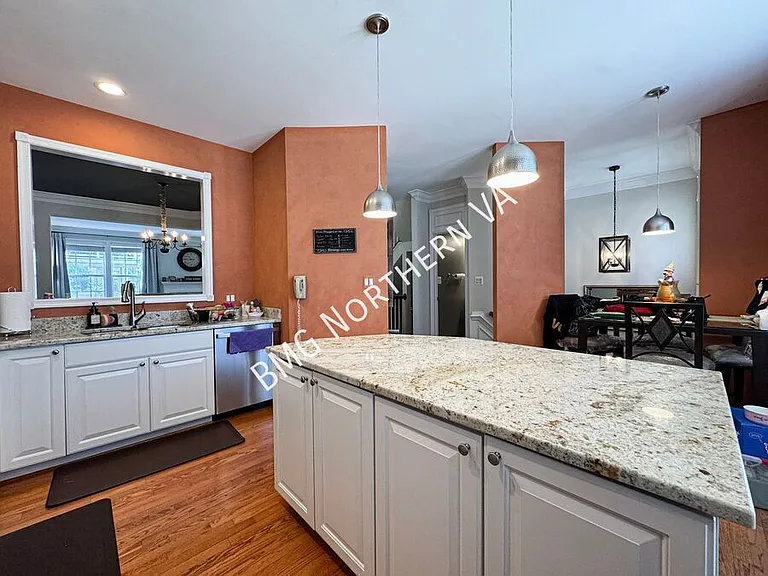 46119 Geneva Ter — Photo 12
