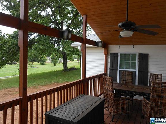 3rd image of 55 Hillside Cir