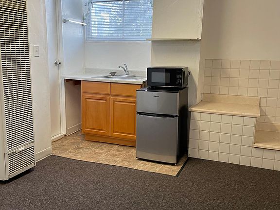 new sinkbase, new refrigerator and Microwave