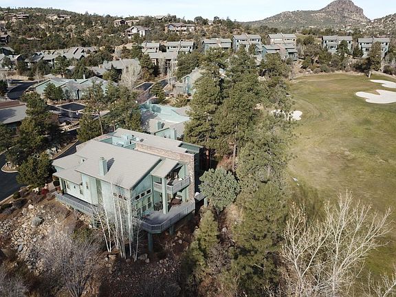 3rd image of 725 Crosscreek Dr
