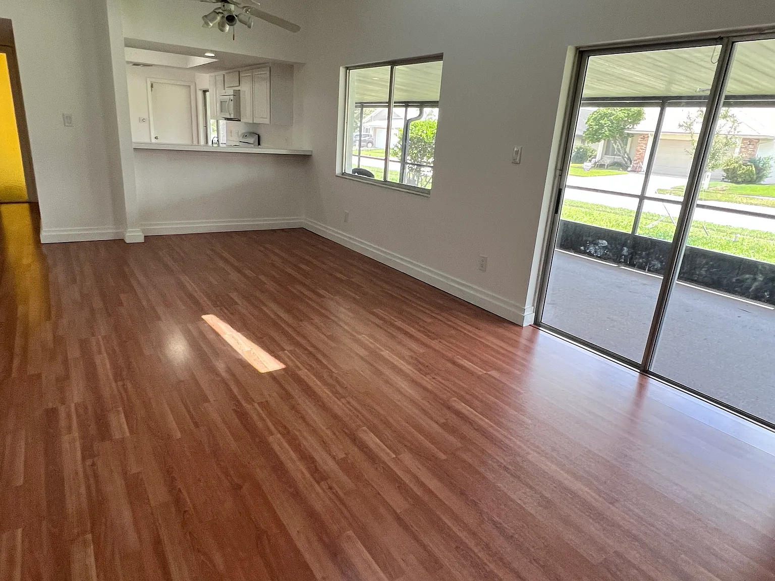 3 bed, 1459 sqft, $2,225 — Photo 4